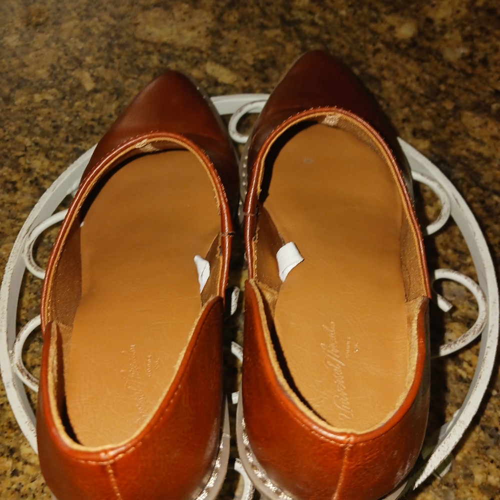 Universal Threads Brown Rylee Pointed Toe Booties… - image 4